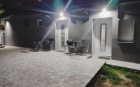 Apartmani Domo Sd